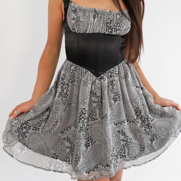 Ivy moon size xs black corset dress - Picture 3 of 3